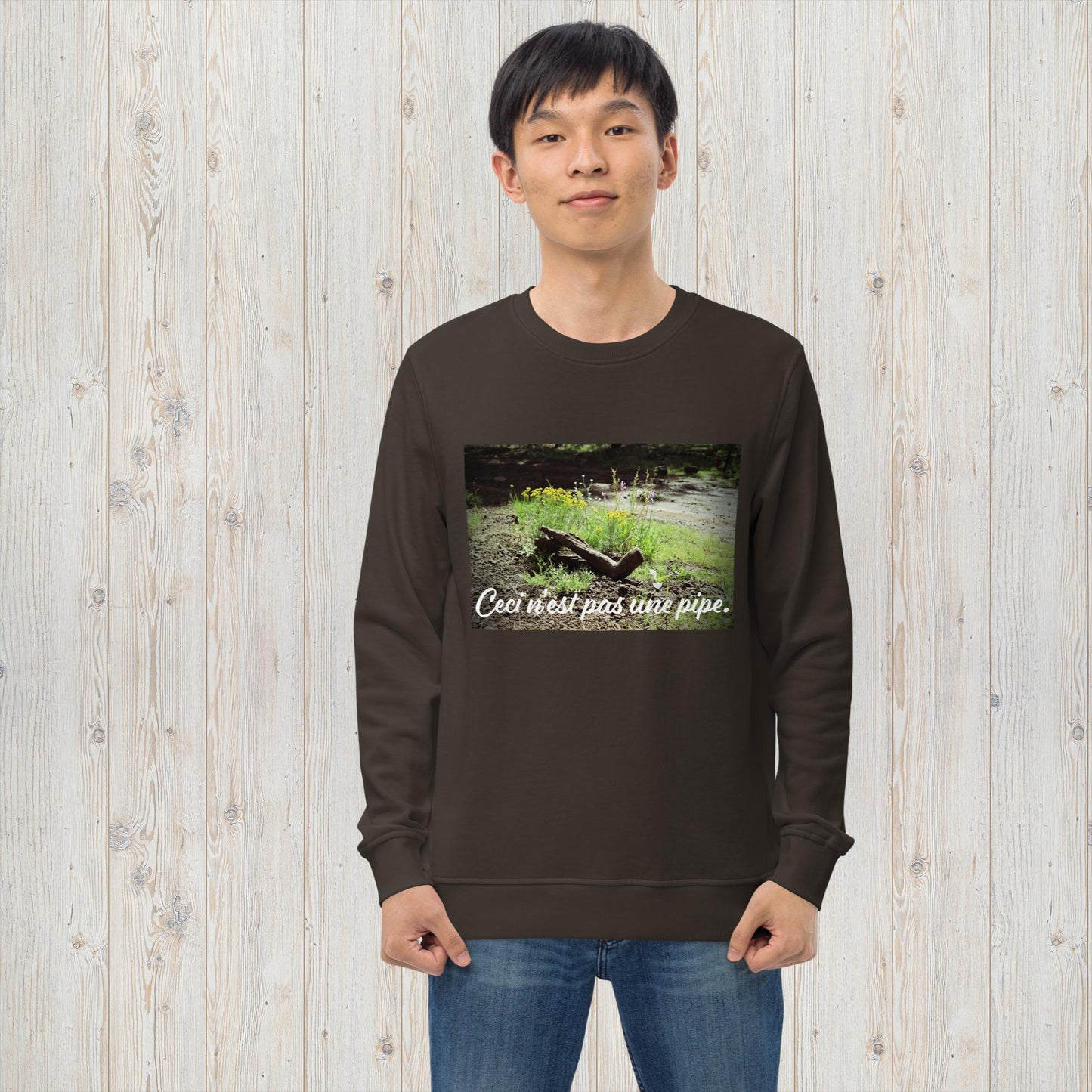 Ceci n'est pas une pipe Unisex Organic Sweatshirt